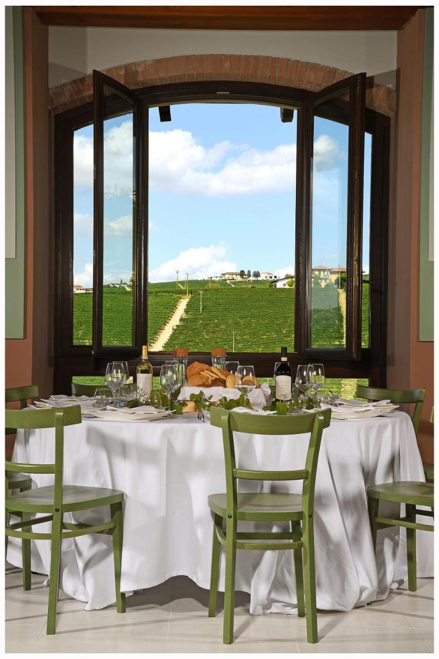 Panoramic Villa Garassino - Country Rooms And Fine Restaurant トレイゾ エクステリア 写真